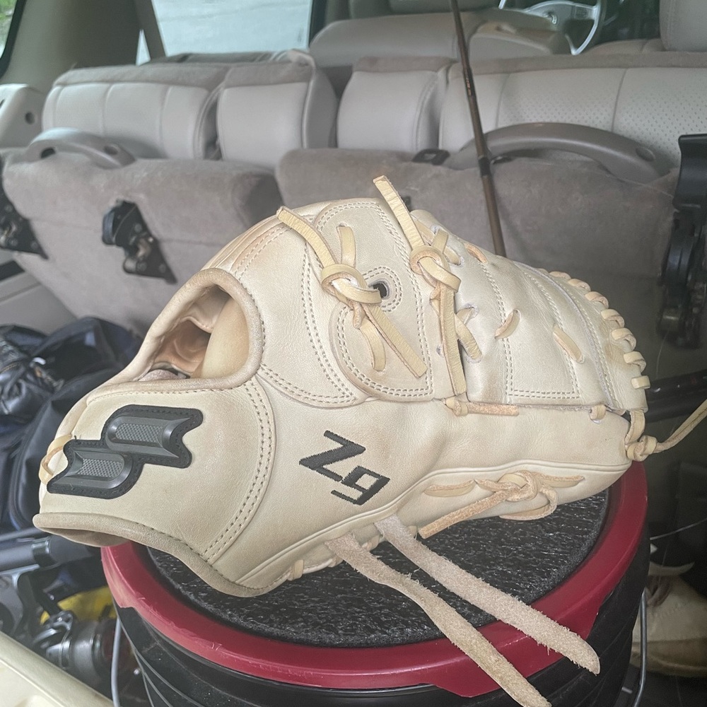 SSK 12inch z9 pitchers glove